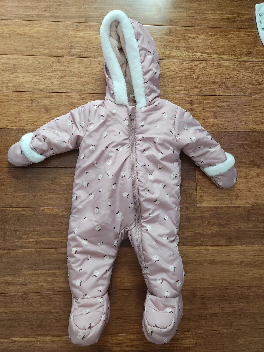Girls Pink Sherpa Lined One-Piece Water Resistent Snowsuit Jumpsuit, 6-9 Months